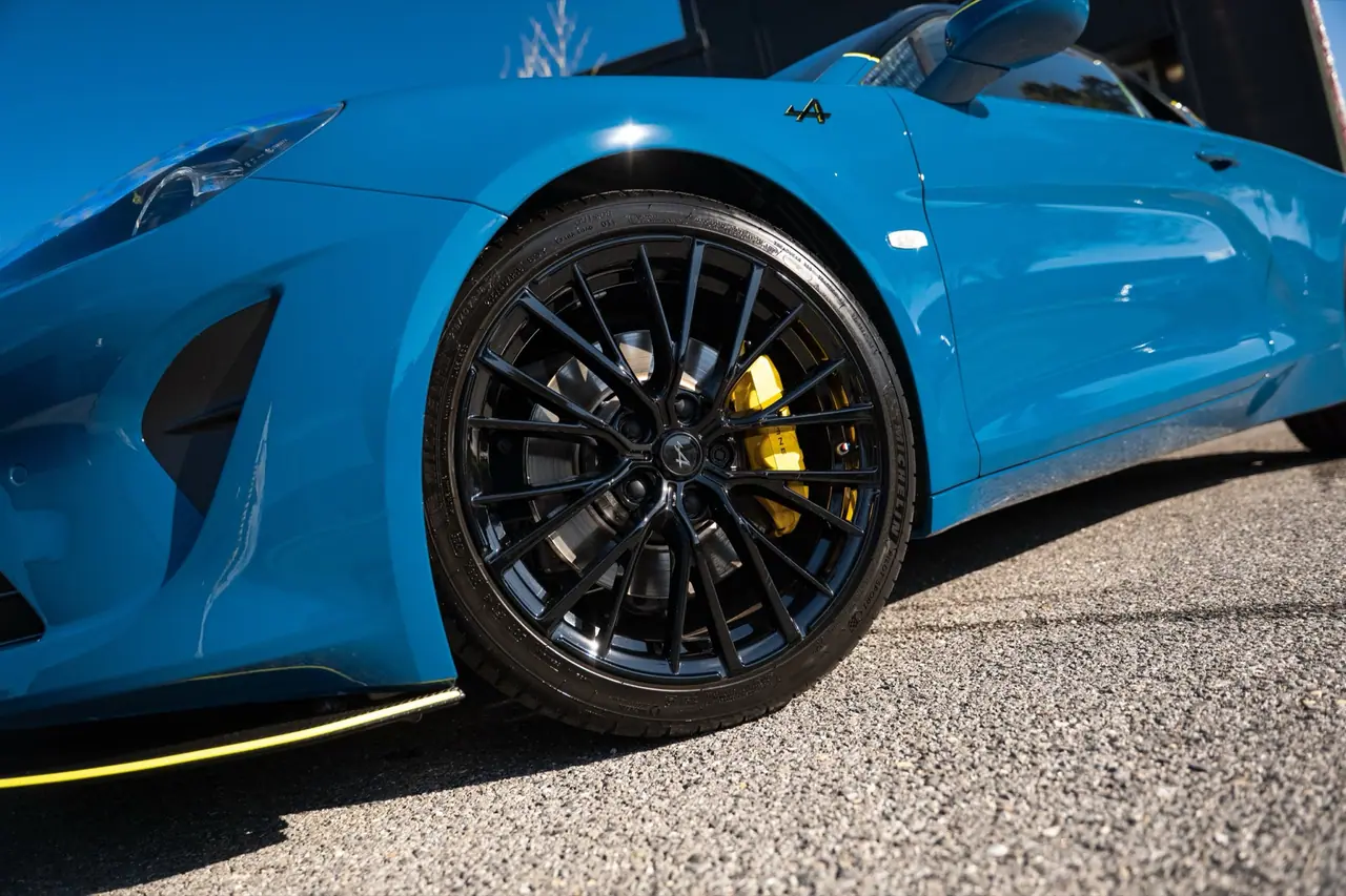 Alpine A110 GTS Bleu Paon — livraison — photo 2