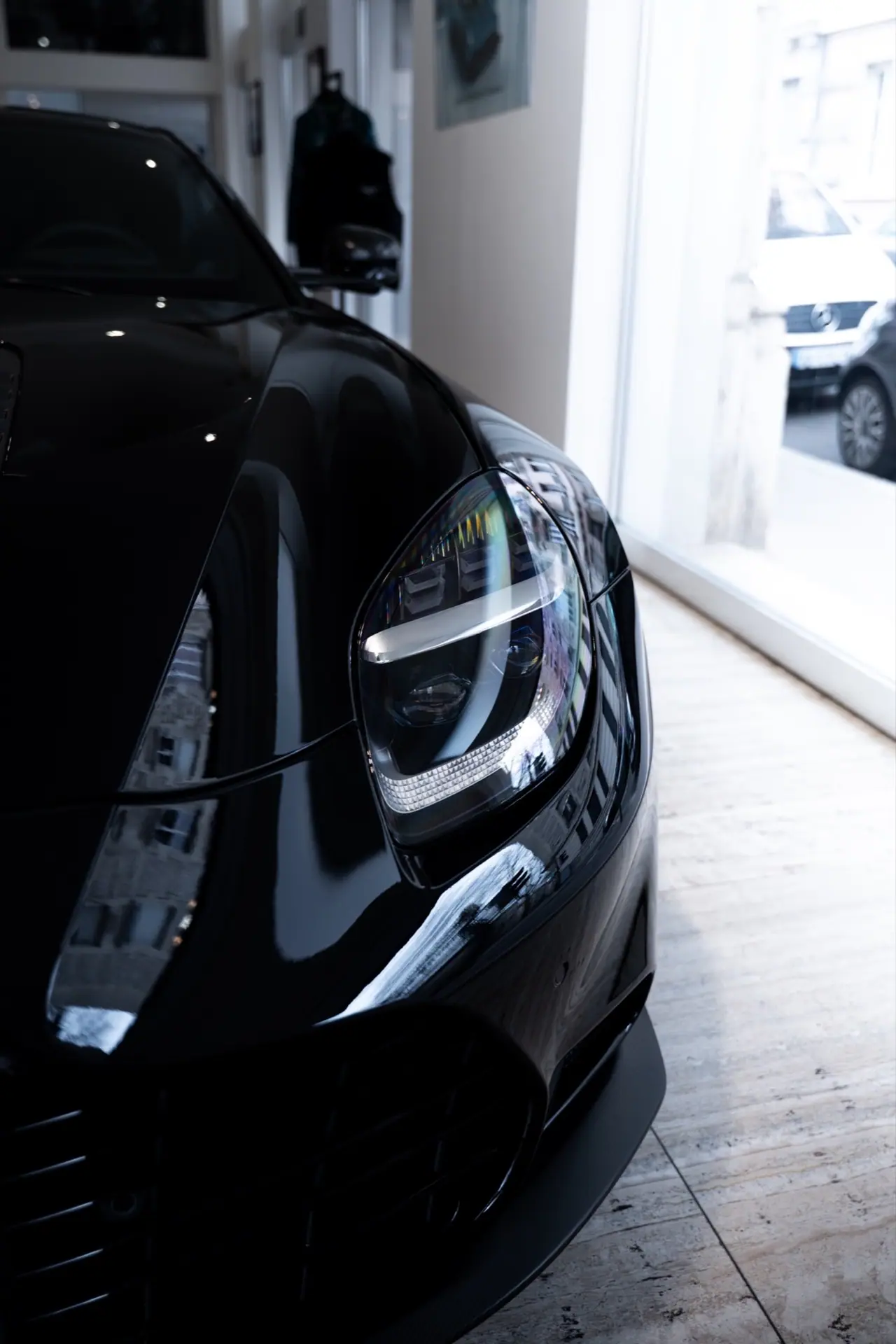 Aston Martin Vanquish — avant-première — photo 7