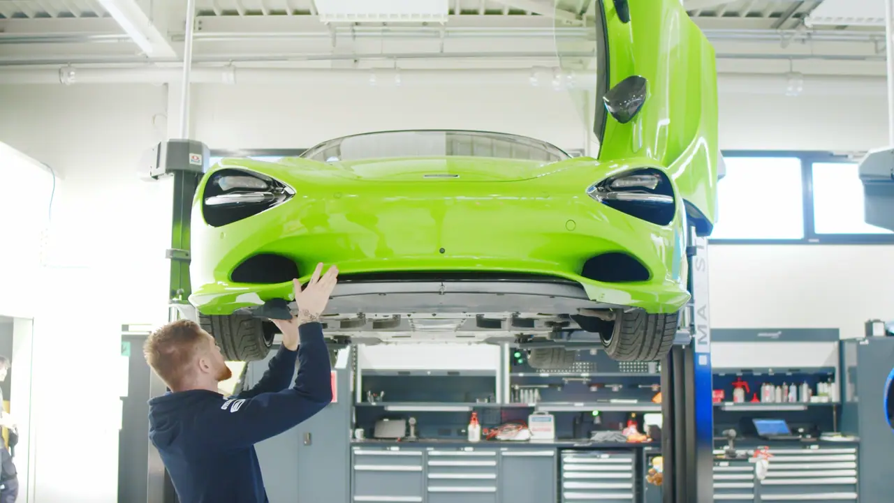 Lamborghini Revuelto — skid plate